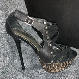 bebe Platform Heels Size 6